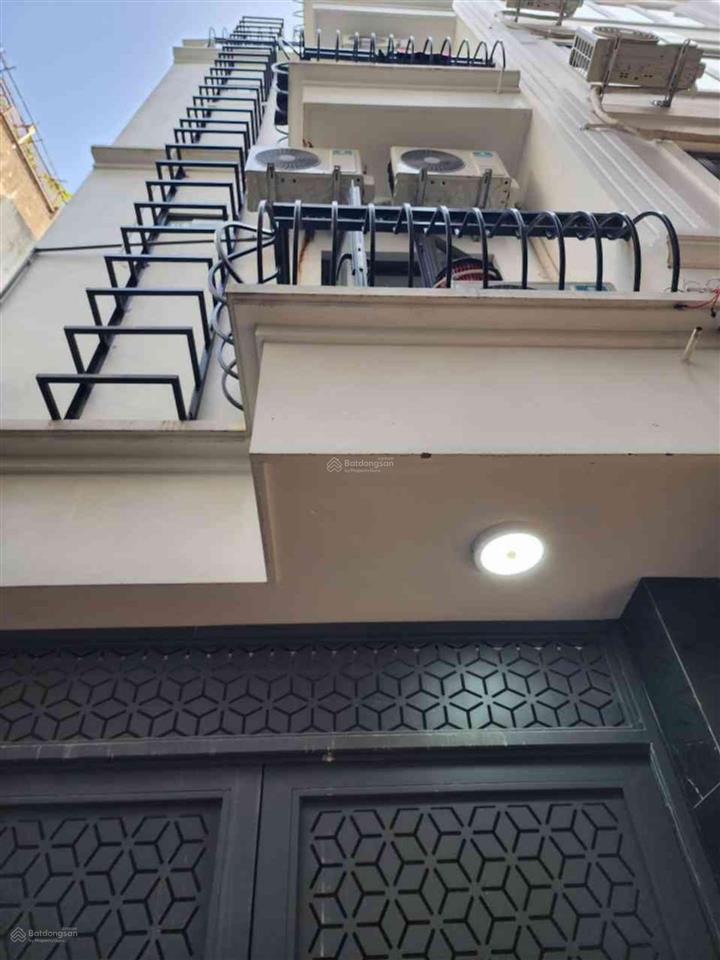 Bán nhà dòng tiền hai bà trưng  43m  9 pn khép kín  sát bách kinh xây  30 tr/tháng  giá 8 tỷ