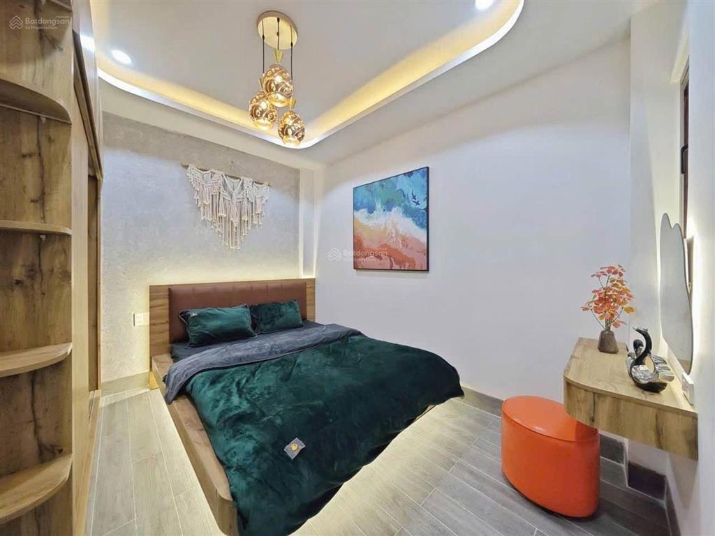 Siêu phẩm oto đỗ sân ở dũng sỹ thanh khê giá 5tỷ650