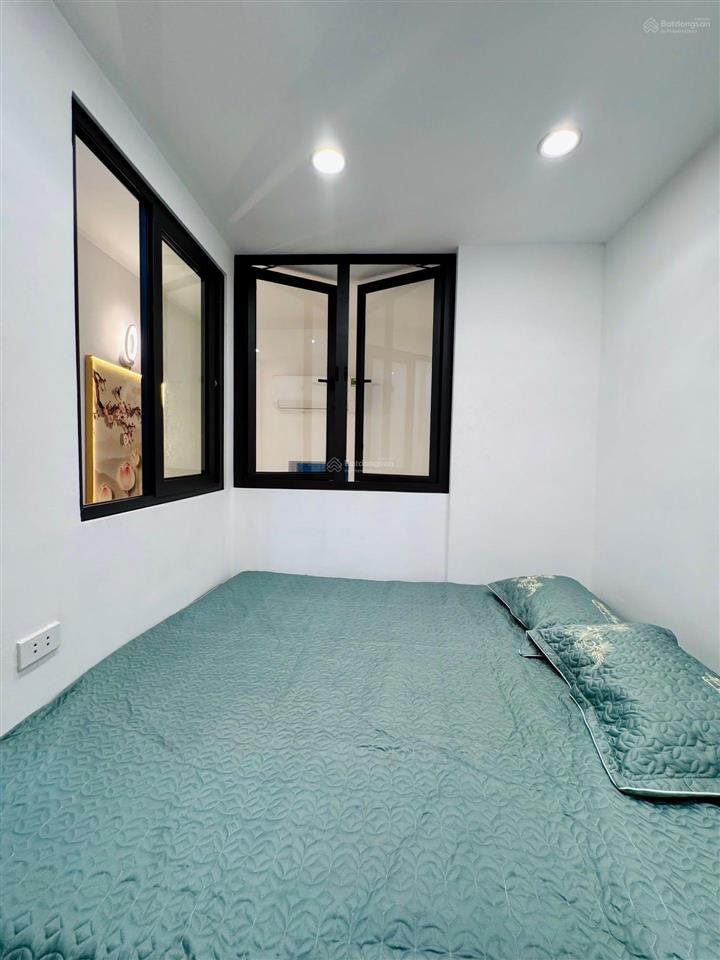 Căn nhà vũ hữu cần bán nhỉnh 5 tỷ 20m2. ô tô cách nhà 15m