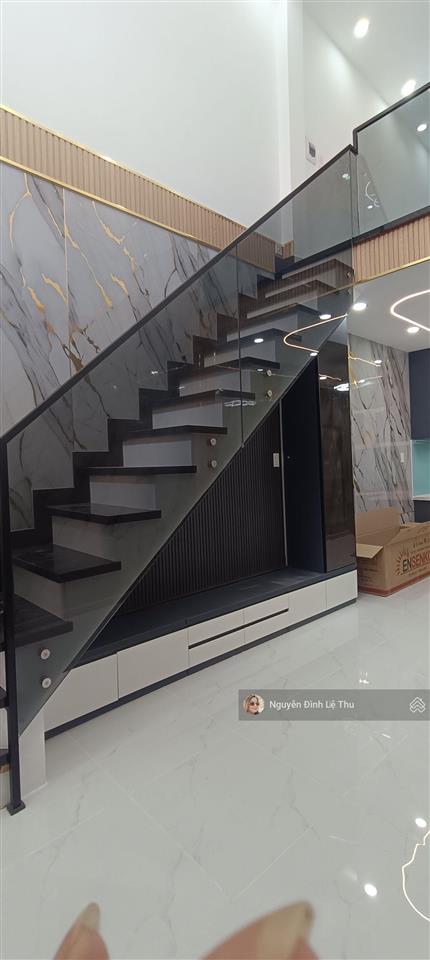 Quận 7, huỳnh tấn phát, dt 50m2, 2 tầng, 3pn, 3wc, hẻm ba gác, 30m ra hẻm ô tô tải, kế phú mỹ hưng