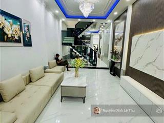 Quận 7, lý phục man, sát hxh, ngang 4 m dài 26, 2 tầng, 4pn,