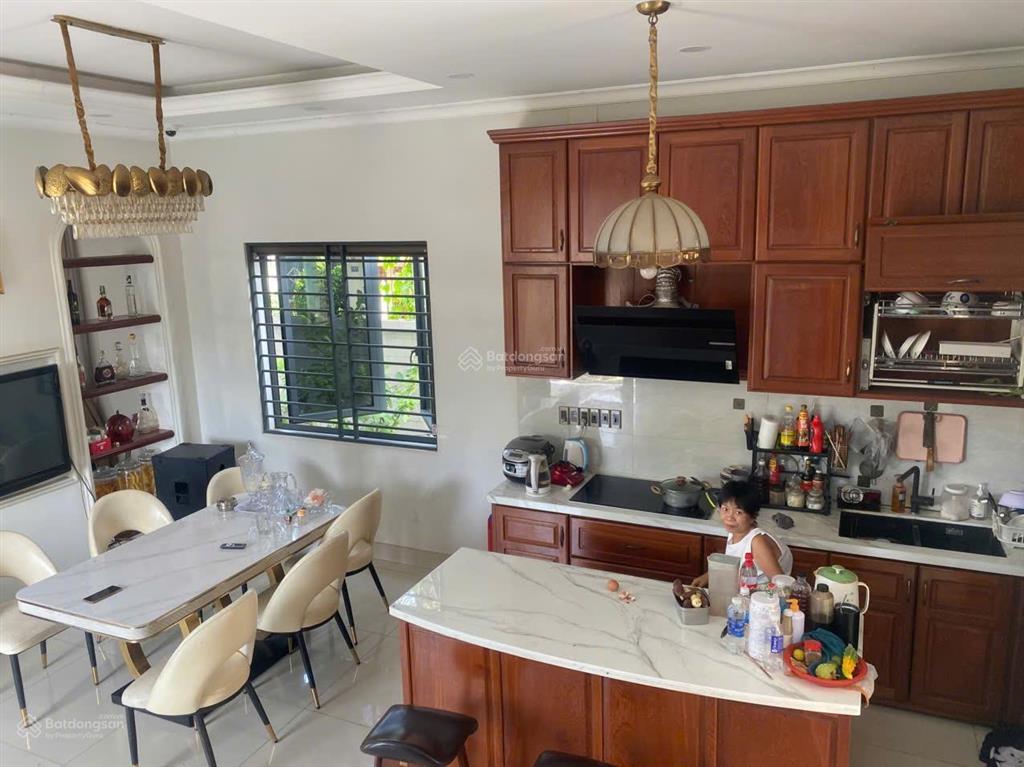Biệt thự sân vườn 375m²  mt 15m  gần ql13  phạm văn đồng  xe ngủ trong vườn  chỉ 14.5 tỷ