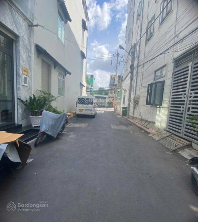 Nhà 4 tầng full nội thất hẻm xe hơi quay đầu chỉ 7.8 tỷ
