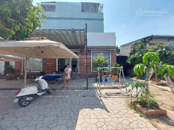 Biệt thự mini lô góc đất rộng giá tốt đối diện vạn phúc city