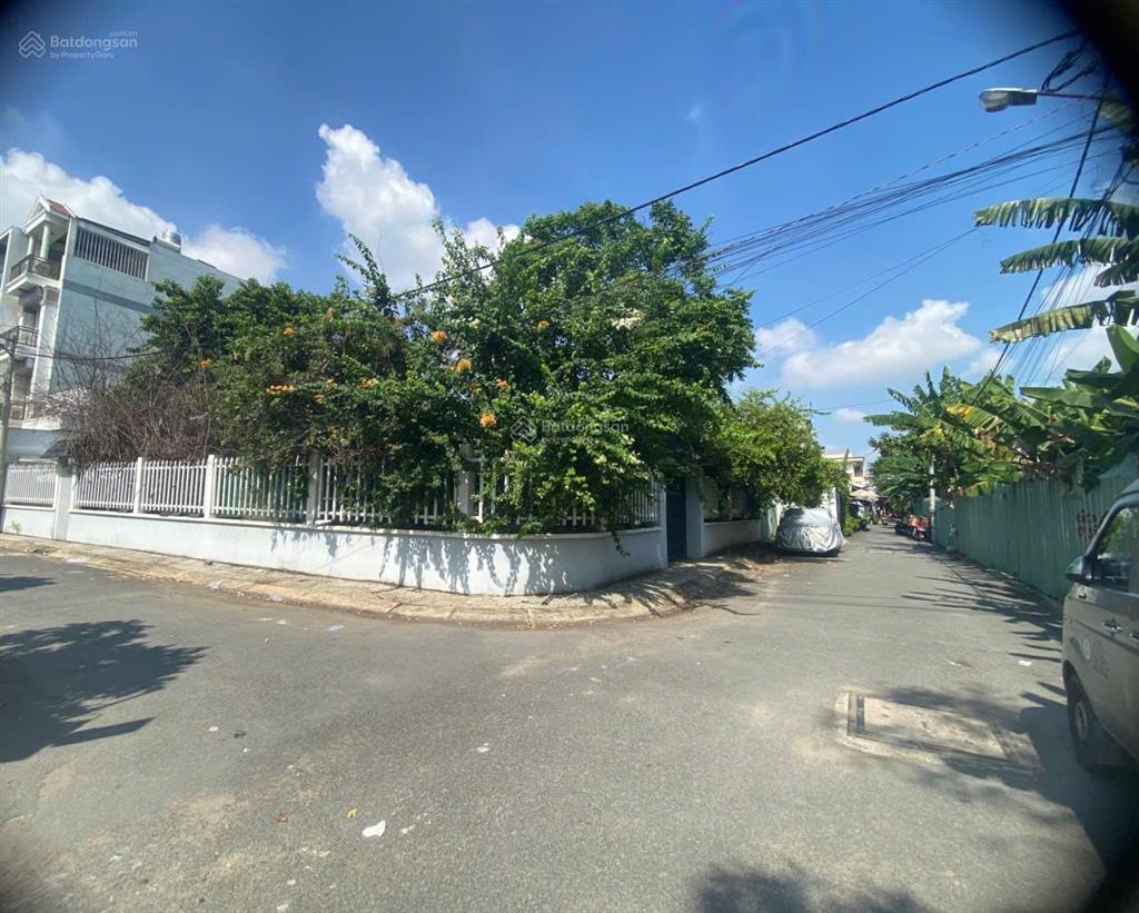 Biệt thự mini lô góc đất rộng giá tốt đối diện vạn phúc city