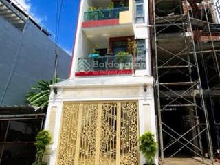 Nhà 4 tầng hoàn công liền kề vạn phúc city, nội thất gỗ cao cấp hẻm 8m chỉ 10.9 tỷ