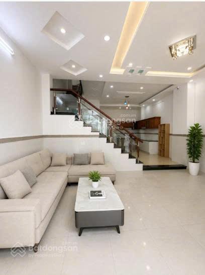Ngang 6m  hxh  180m sử dụng  gần gigamall  chỉ 8.3 tỷ