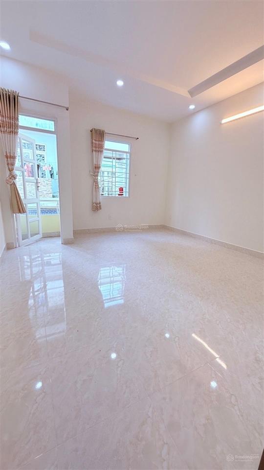 Nhà mới kdc hồng long giá chỉ 6.5 tỷ