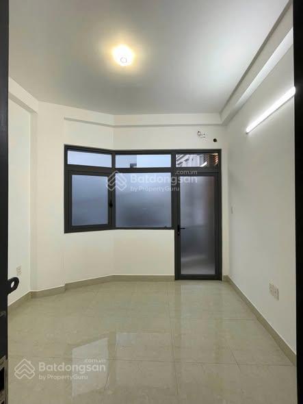 Nhà đẹp quận 6  hẻm nhựa 5m thông hồng bàng  3 tầng btct  dtsd 83m2  4pn