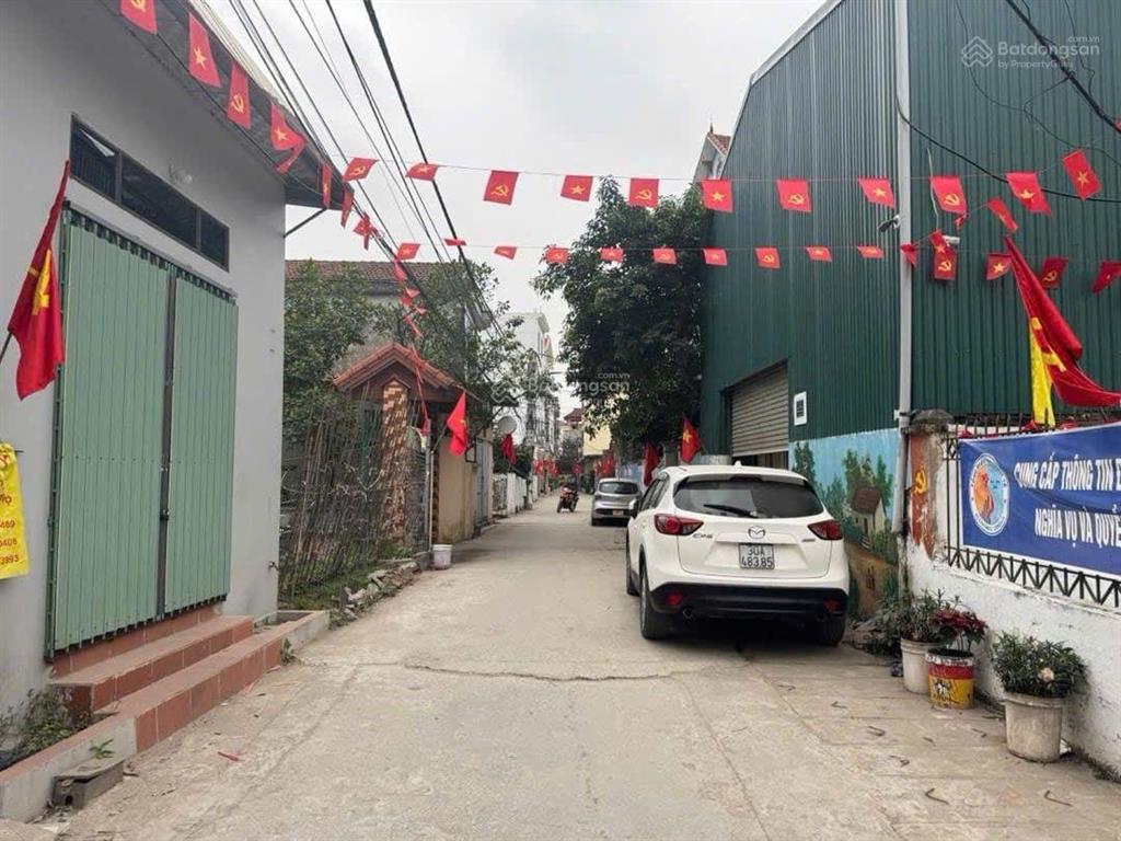 Bán đất tặng nhà cầu diễn 50m  kinh doanh  ô tô tránh  mặt tiền 4.4 m giá 9.x tỉ