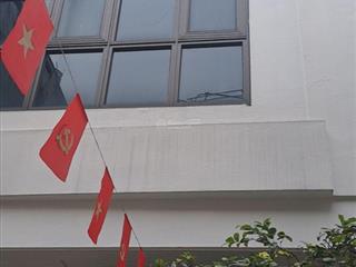 Bán nhà đại học tài nguyên môi trường 30.1 m căn góc ô tô đỗ cửa  giá 8.x tỉ