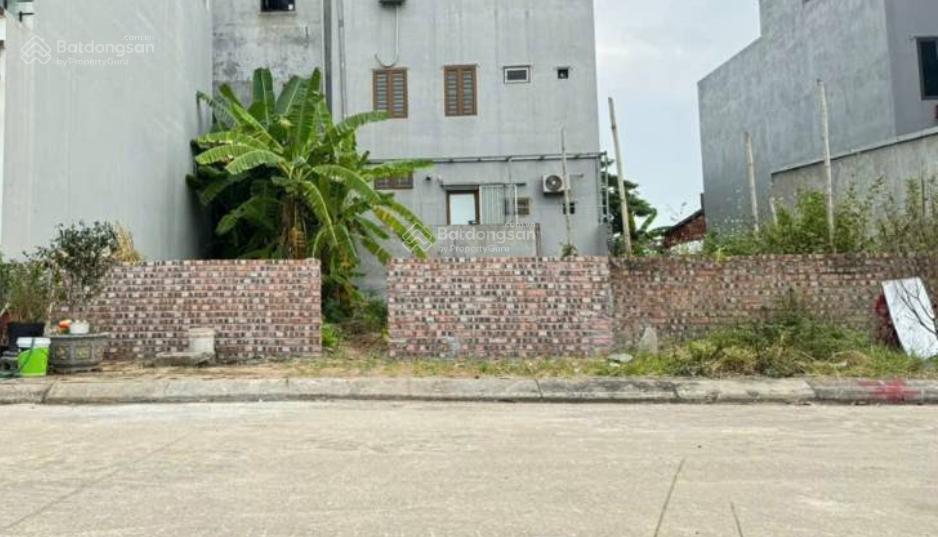 Chính chủ bán gấp miếng đất mặt tiền 13m , đường lớn trước nhà 4m , ngay trung tâm chợ nga sóc sơn
