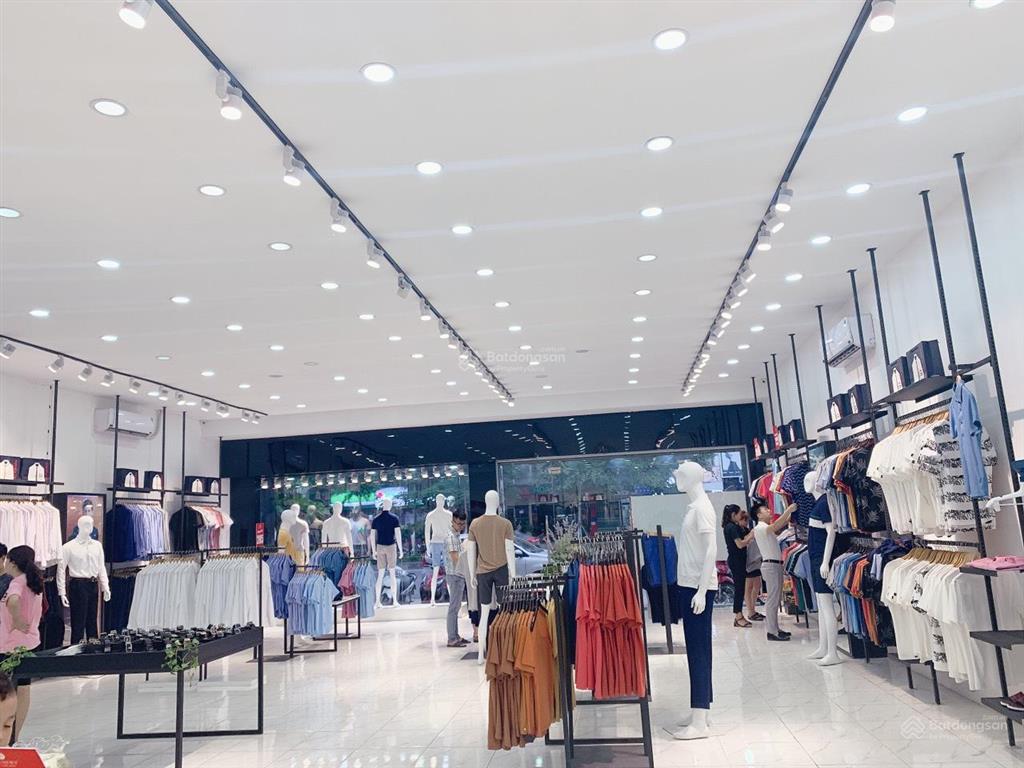 Cực hiếm! cho thuê nhà mặt phố vip giảng võ, dt 127m2, mt 9m, khu vực dân cư cao cấp quận ba đình