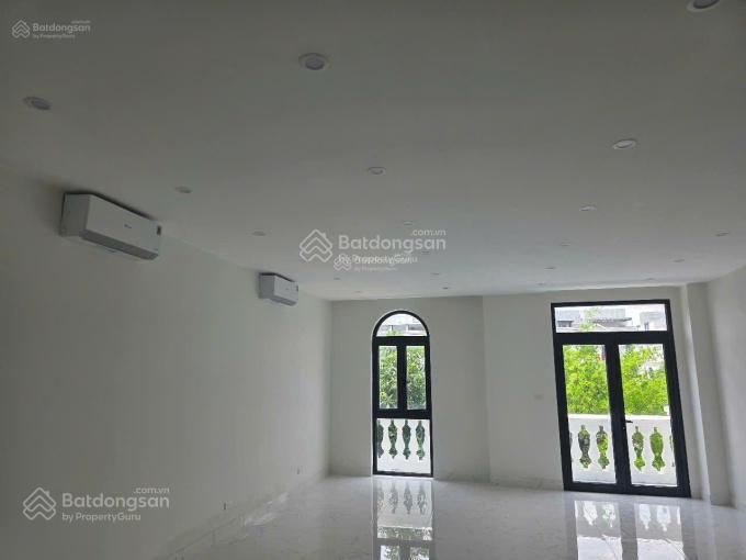 Hàng hiếm mặt phố chùa láng, 100m² x 4 tầng, 2 mặt tiền trước sau mỗi mặt 5m, hợp cafe/f&b/spa
