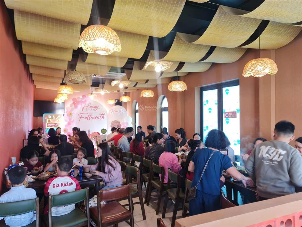 Cơ hội hiếm! thuê mặt bằng phố võ thị sáu, dt 85m x 3 tầng, mt 6m, hợp kd phục vụ dân sinh