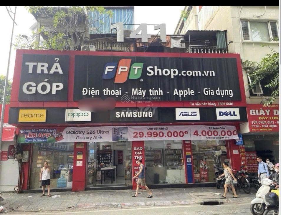 Cho thuê mặt phố hoàng cầu, mt12m, 180m, vị trí đẹp, phù hợp showroom/f&b, khu vực nhiều văn phòng