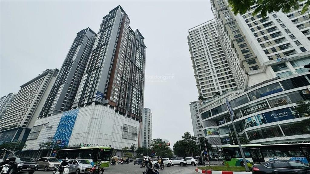 Cho thuê mặt bằng chân đế chung cư lê văn lương, dt 160m2, mt 8m, hợp spa/phòng khám/showroom/f&b