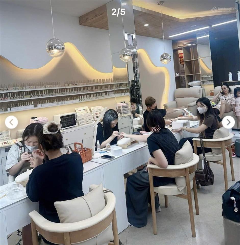 Cho thuê mặt phố ngụy như kon tum, 98m2 x 5 tầng, mt6m, hợp spa/showroom/phòng khám/giáo dục