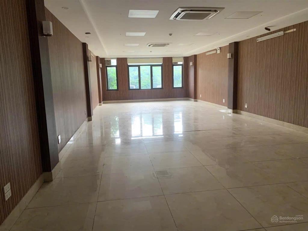 Cho thuê tòa văn phòng mặt phố cầu giấy 66m2 x 7 tầng, mt5m, hợp trụ sở công ty, showroom