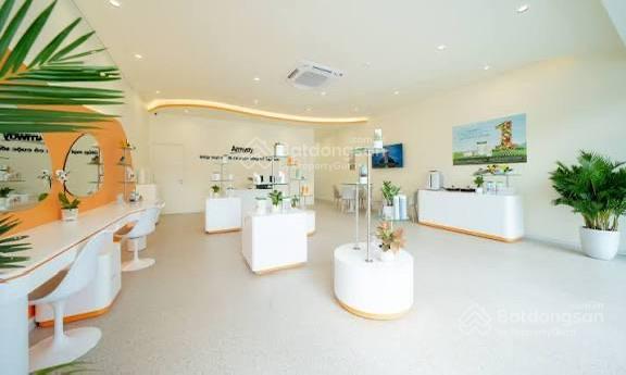 Cho thuê mặt bằng mặt phố tông đản 850m2 x 4 tầng, mt 22m, hợp showroom/flagship, tổ hợp dịch vụ