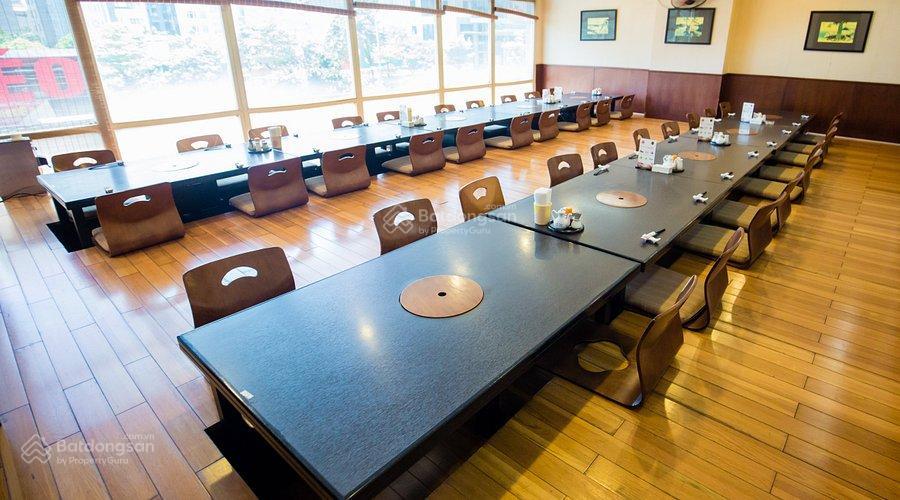 Cho thuê nhà mặt phố trần thái tông 380m2x4 tầng, mt 15m, tách lẻ được, hợp thương hiệu lớn