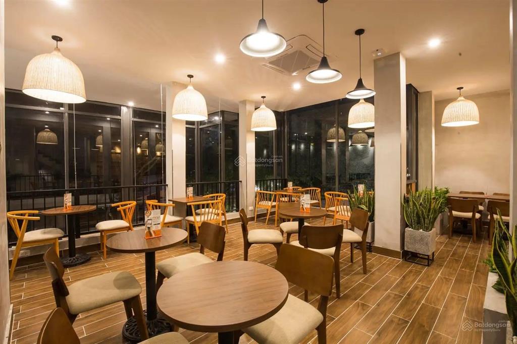 Hot mặt phố vũ phạm hàm, 120m2 x 4 tầng, mt 6m, kinh doanh đa mô hình