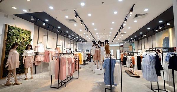 Hàng ngon  bổ  rẻ mặt phố trần thái tông, dt 100m2, mặt tiền 10m cực đẹp kinh doanh