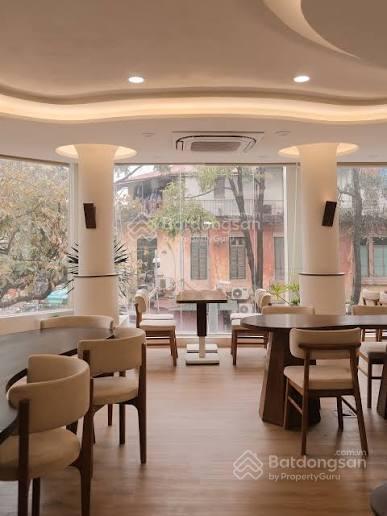 Mặt tiền miên man 10m, mặt phố đào tấn, 80m² x 3 tầng, kd đa ngành, tệp khách cao cấp