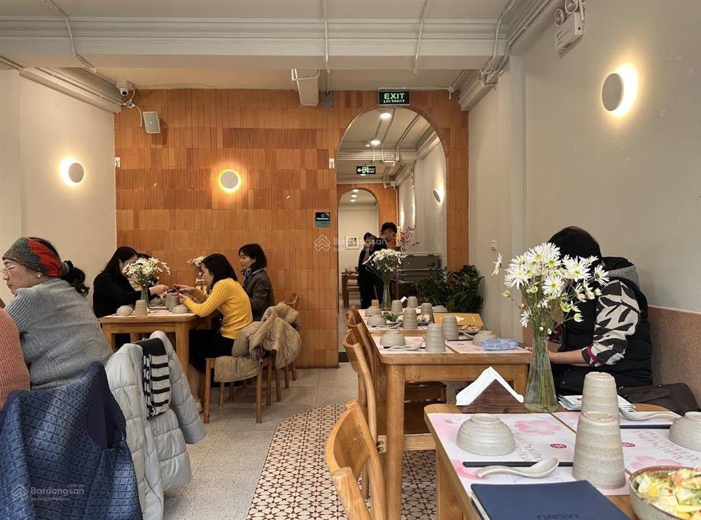 Vị trí siêu phẩm mặt phố quang trung, dt 60m2 x 5t, mt 5m, phù hợp nhà hàng/ spa/ showroom/ cafe