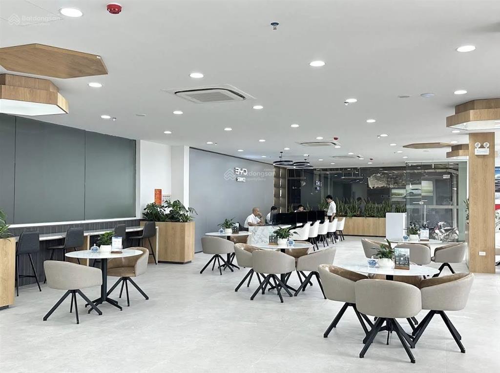 Mặt bằng khủng mặt phố quang trung  ngã 3 ba la, dt 770m2, mt 30m, có tách lẻ mọi mô hình