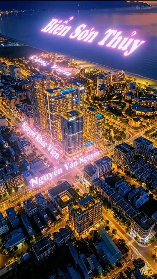 Gom đất biển trước giờ "g" cạnh chung cư cao cấp sơn thủy chuân bị khởi công