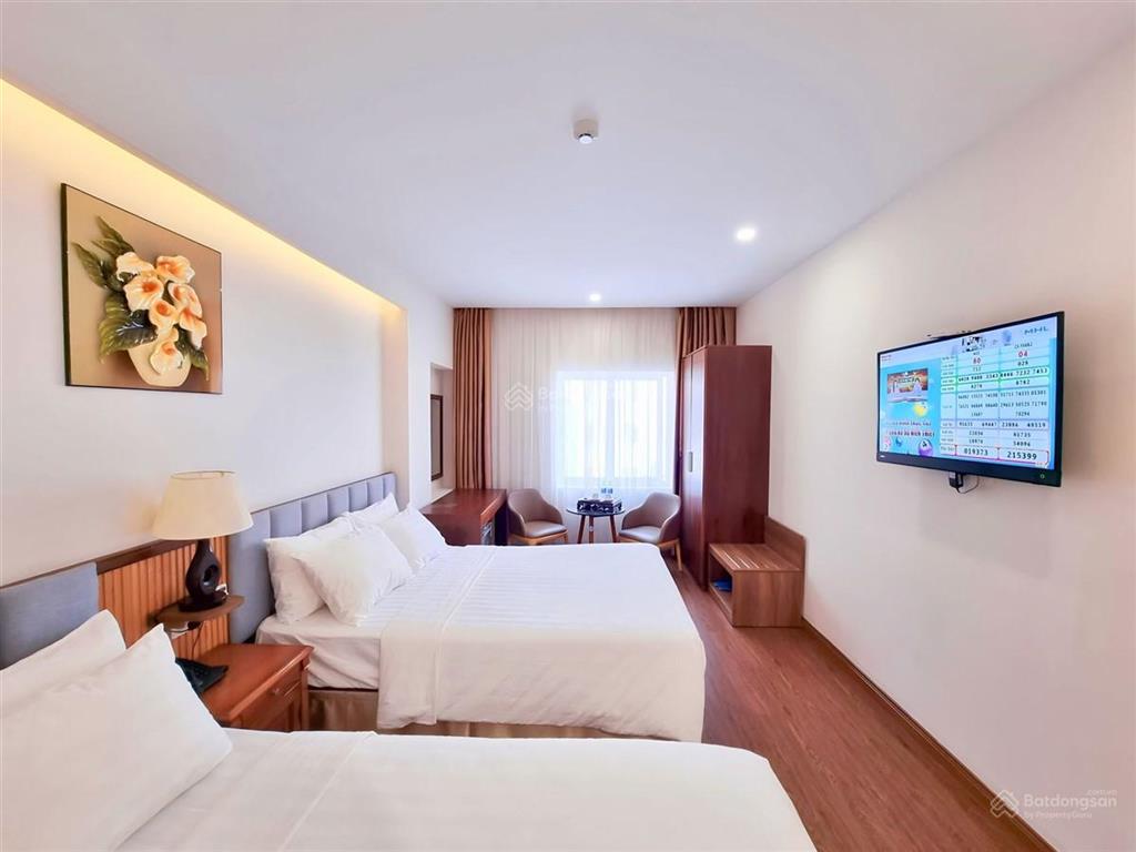 Thuê thẳng nhận luôn nguyên tòa 11p tại hàng bồ