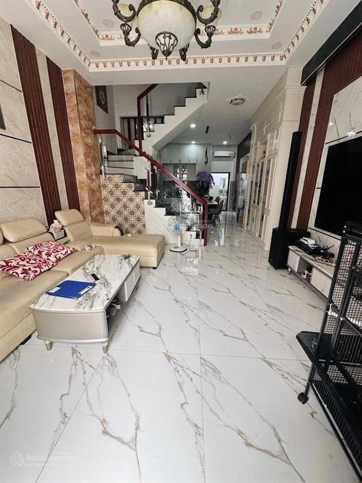 Bán nhà gần lê văn quới  ngã tư bốn xã, 2 tầng, 75m2, 3pn, hxh, giá chỉ 5 tỷ