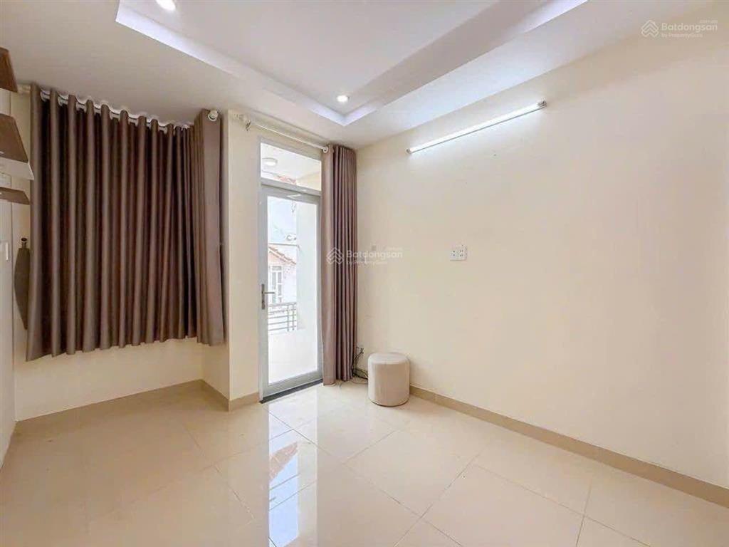 Chị lan cần bán căn nhà cạnh phú mỹ hưng, nhỉnh 4 tỷ, phú thuận, quận 7.