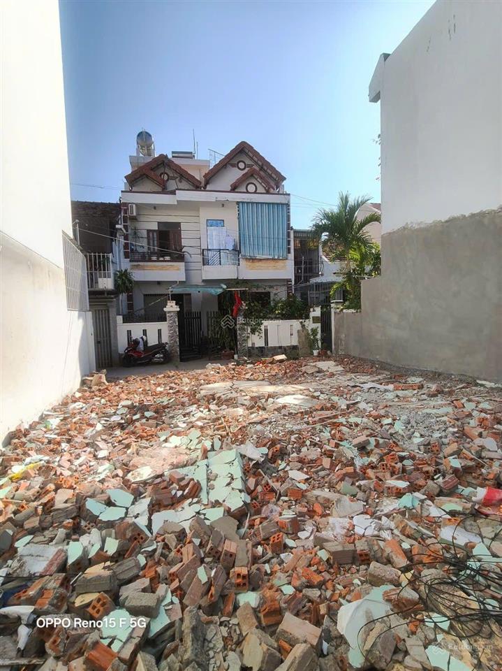 Lô đất 2 mặt hẻm sát đường nguyễn thị định,phước long nha trang,khánh hoà.