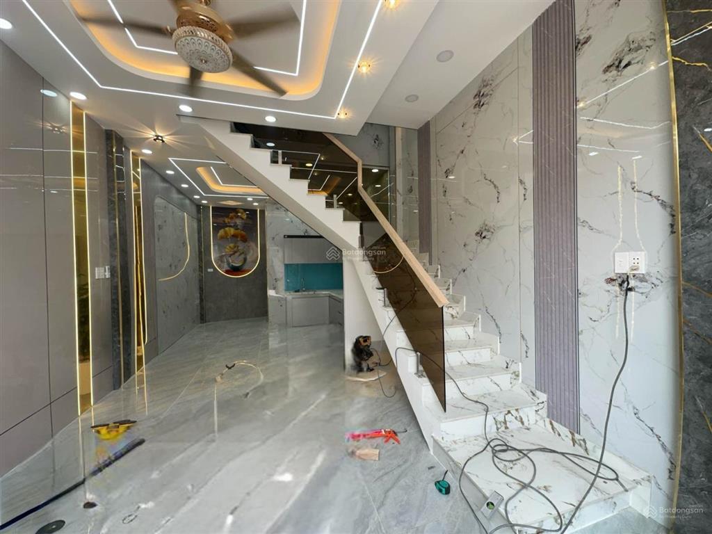 Nhà mới đẹp full nội thất hẻm xe tải thông ngay mầm non khương đức chỉ 3.9 tỷ
