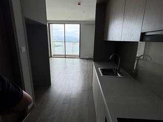 Chính chủ bán căn studio tầng cao view biển toà b giá 1.2x tỷ
