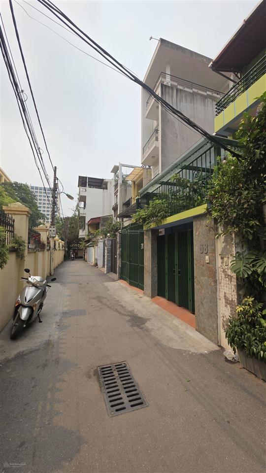 295tr/m110m2 hoàng quốc việt 32.5tỷ gara ô tô lô góc 4tầng thang máy