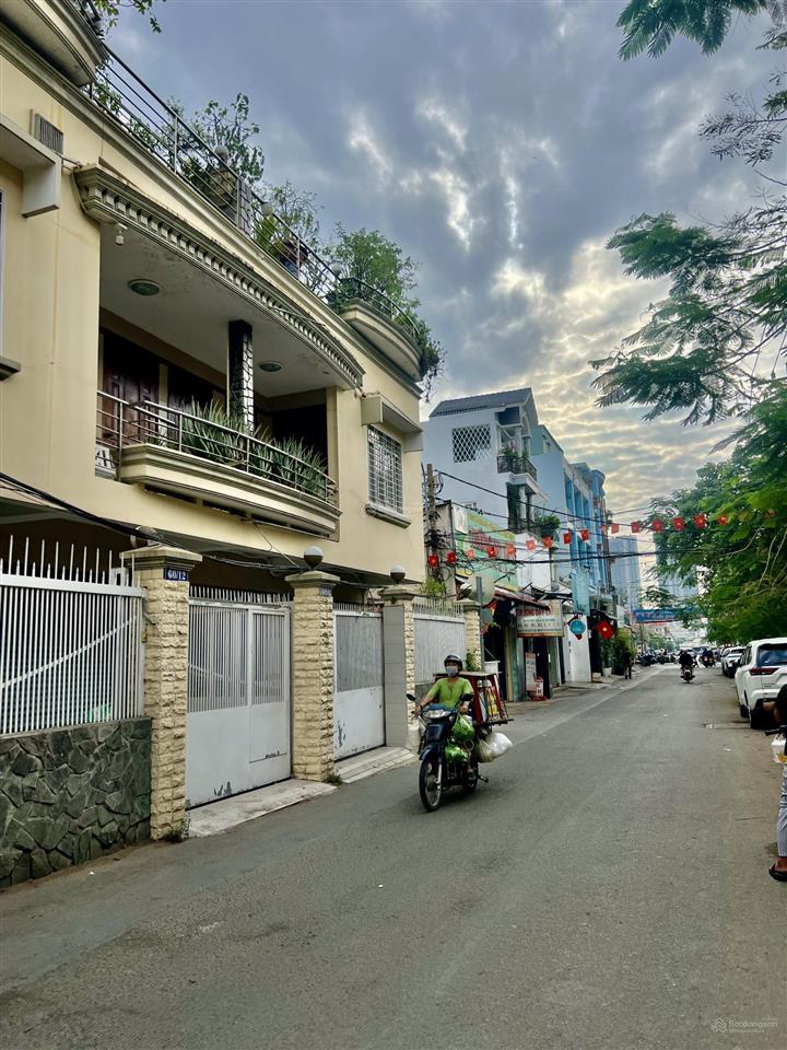 Nhà lâm văn bền quận 7ngang 6mxe hơi ngủ trong nhà giá nhỉnh 8 tỷ