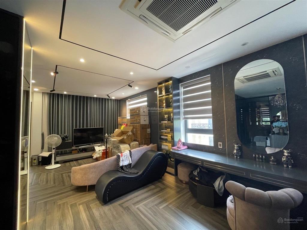 Thanh lý biệt thự cao cấp lô góc mt đường số kdc bình hưng