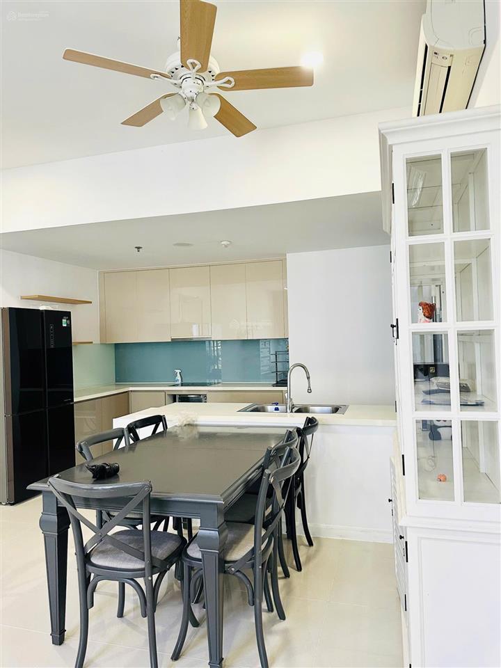 Cho thuê căn hộ 3pn, 2wc tại tầng 23, estella heights, giá cực chất 57 triệu, 130m2