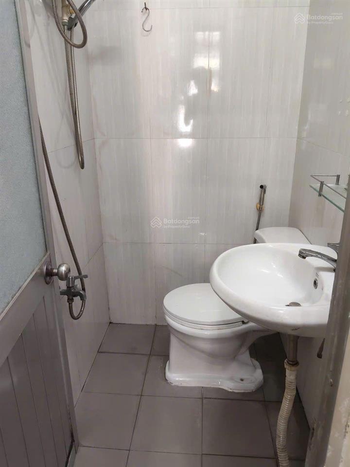 Bán căn góc lầu 4 chúng cư 141bis điện biên phủ này là chúng cư 115 tân cảng bình thạnh sổ hồng 65m