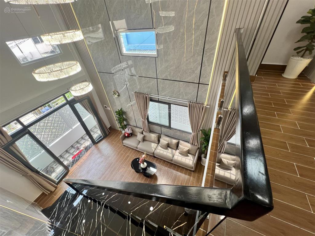 Nhà đẹp 67m ngang 5.5m 2 tầng 3pn full nội thất chỉ 5 tỷ nhỉnh