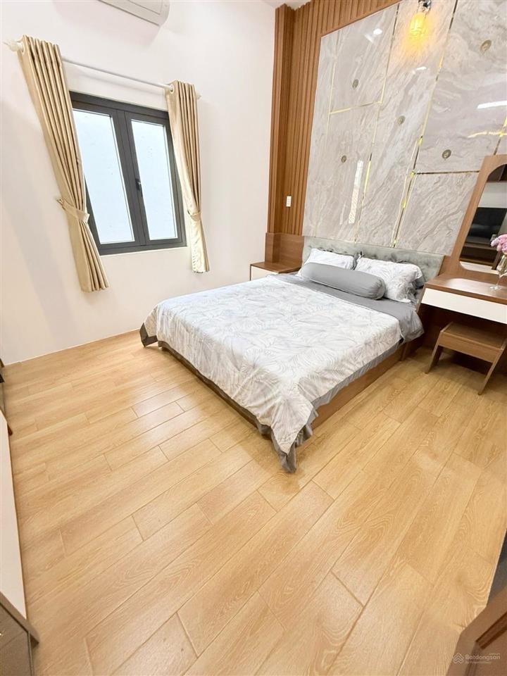 Nhà hxh ~70m2  4tầng  kdc thesun thông sài gòn mới  gara ô tô full nội thất nhỉnh 7 tỷ