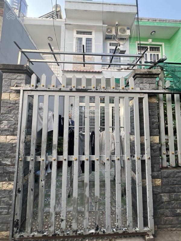 Chủ một đời 74m 2 tầng kiên cố chỉ 5 tỷ hơn