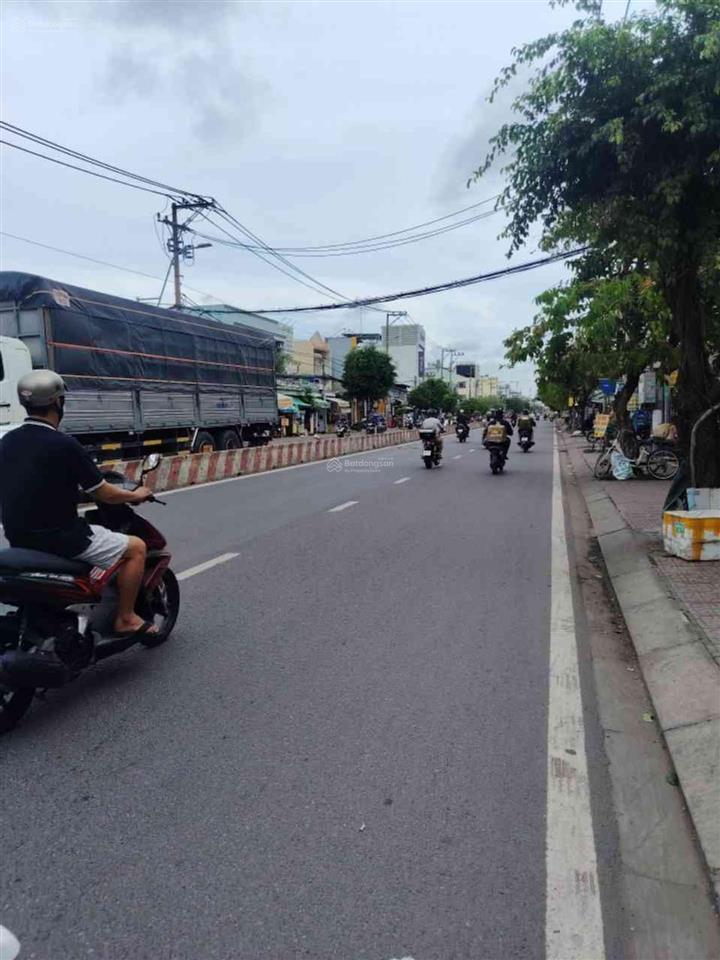 Bán nhà mặt tiền huỳnh tấn phát kinh doanh sầm uất sát vách quận 7  80m2 chỉ 12tỷ nhĩnh