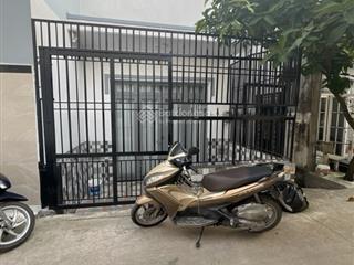 Nhà cấp 4 đẹp 100m sát quận 7 tương lai mặt tiền đường 26m chỉ 4 tỷ hơn