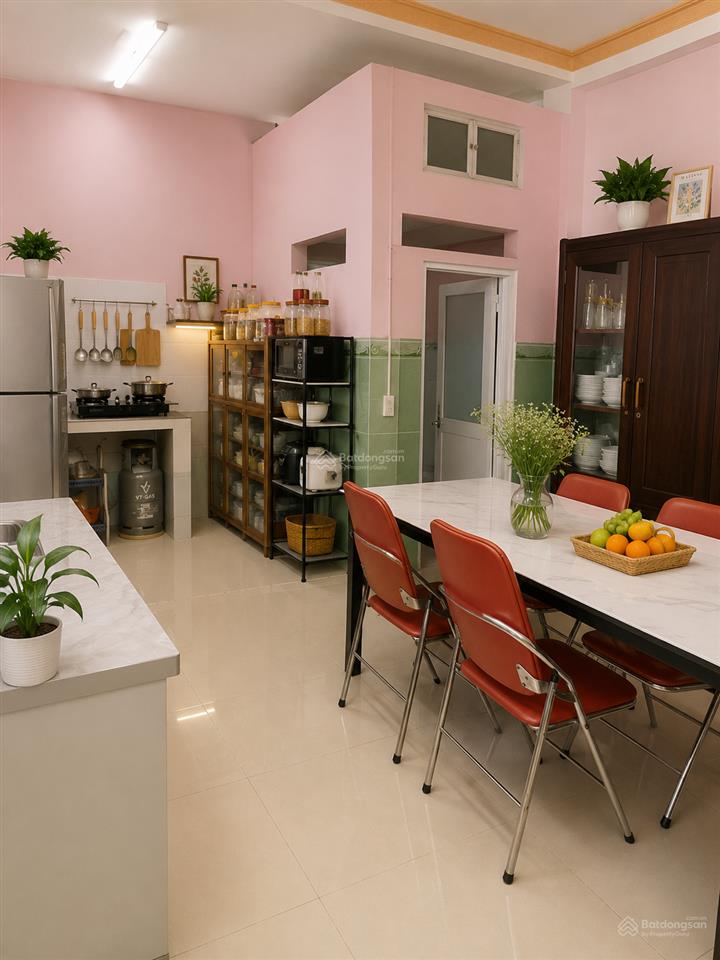 Bán nhà 162m gần phú mỹ hưng, hẻm ô tô đổ cửa, nhà ở + 4 phòng cho thuê, giá chỉ 7 tỷ hơn