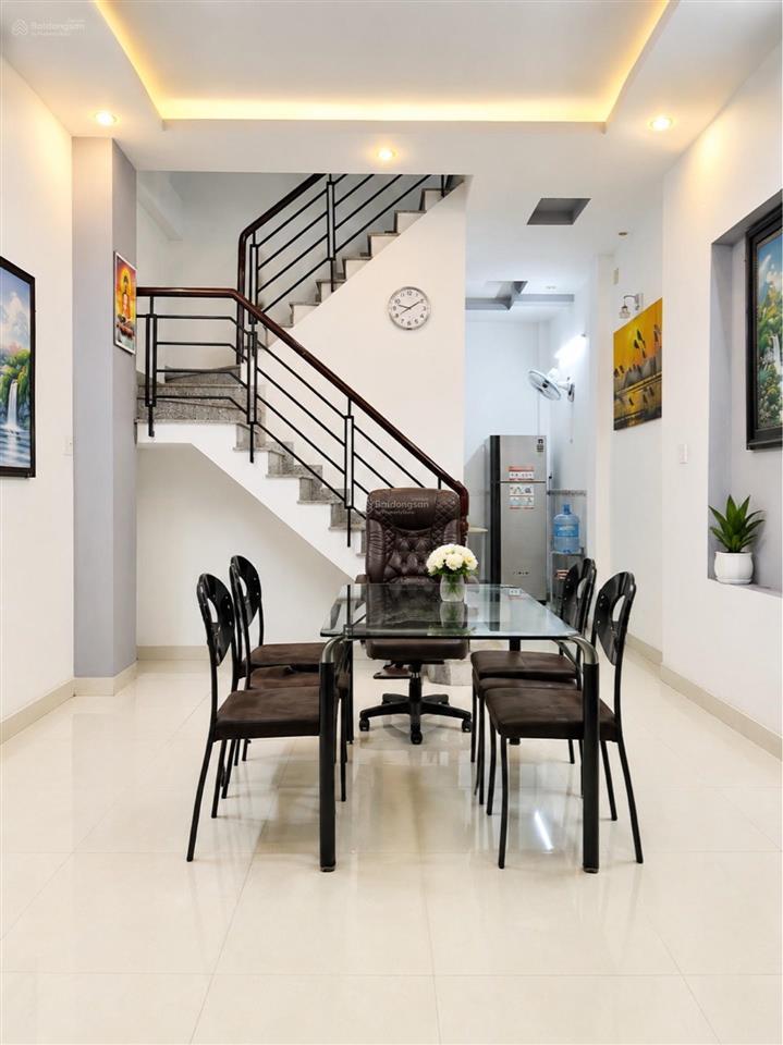 Nhà 3 tầng, hẻm ô tô 6m, cách 200m ra cầu phú xuân, 54m, 4pn, giá 6,1 tỷ (tl)
