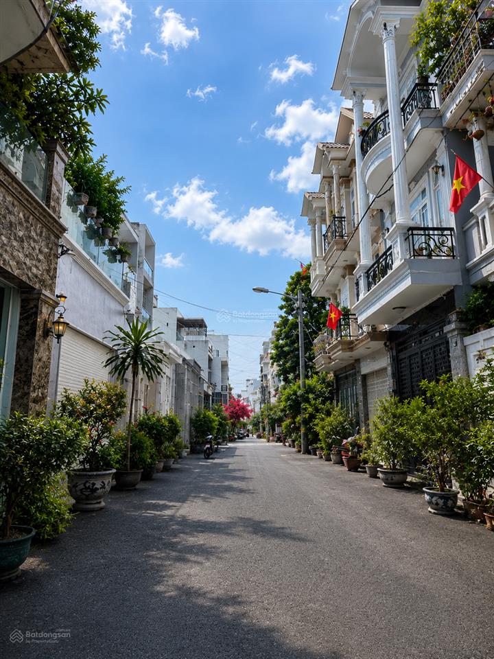 Bán nhà 4 tầng huỳnh tấn phát, nhà bè, 81m, gara ô tô, 5pn, nội thất đầy đủ, giá 7 tỷ nhỉnh